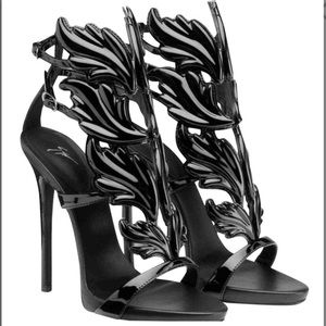 Giuseppe Zanotti all black Cruel summers